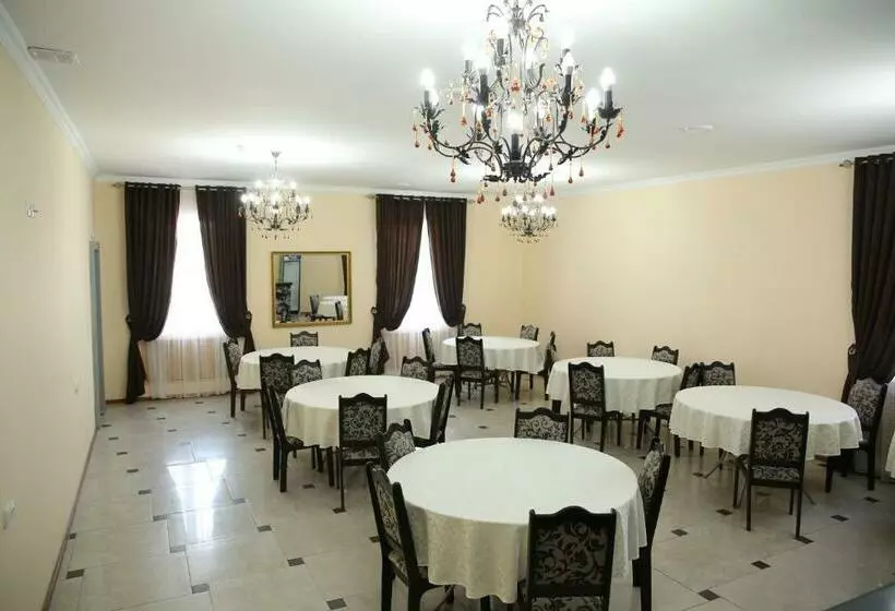 هتل Alcazar