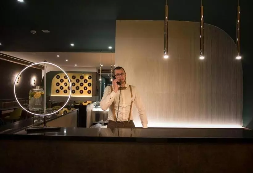 ホテル Moody Smart & Comfy