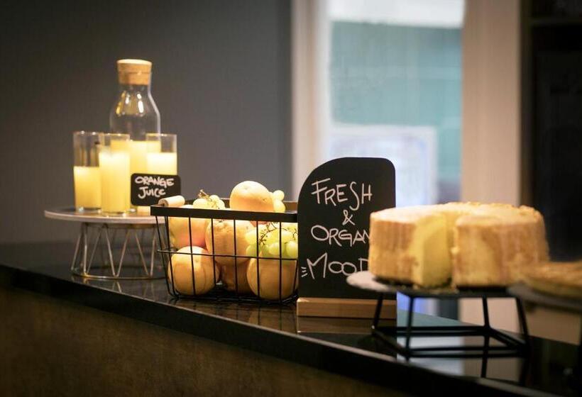 Hotel Moody Smart & Comfy