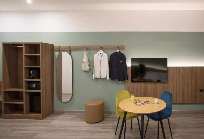 ホテル Moody Smart & Comfy