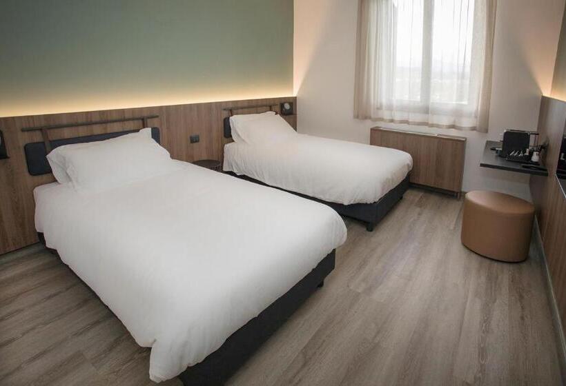 Hotel Moody Smart & Comfy