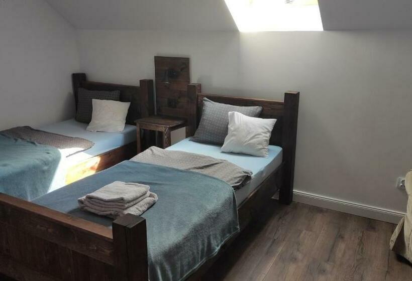 فندق White Pony Agroturystyka I Stajnia