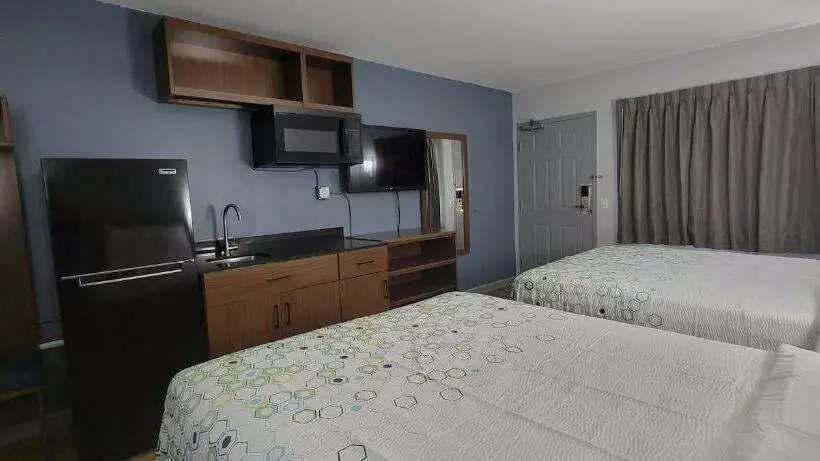 Motelli Hometowne Studios By Red Roof Egg Harbor Atlantic City Airport