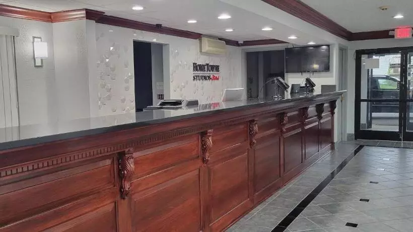 Motelli Hometowne Studios By Red Roof Egg Harbor Atlantic City Airport