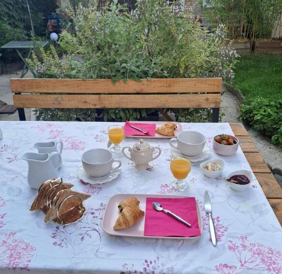 펜션 Chambre D Hôte Des Thermes