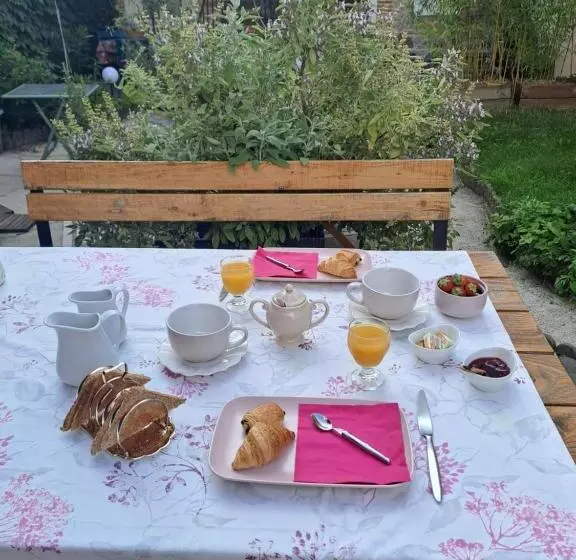 پانسیون Chambre D Hôte Des Thermes