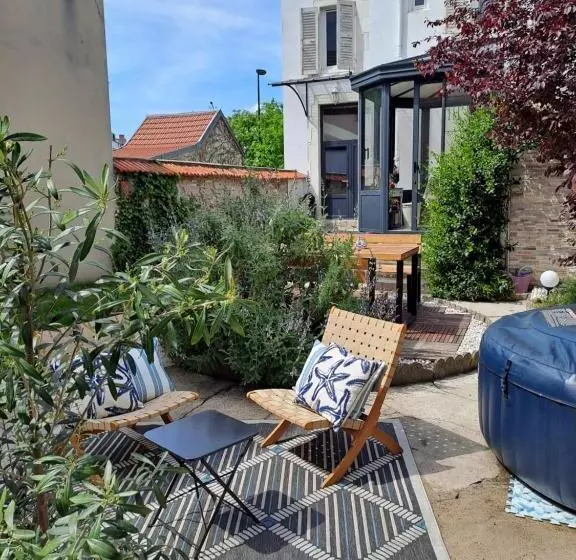 پانسیون Chambre D Hôte Des Thermes