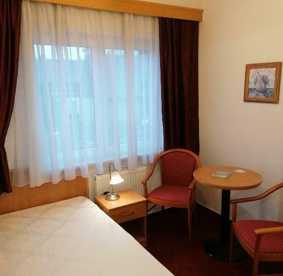 膳宿费 Penzion Pohoda, Nepřístupné V Pracovním Oděvu