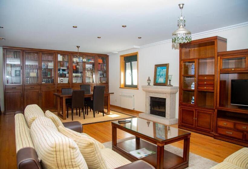 Pension A Lúa Do Camiño