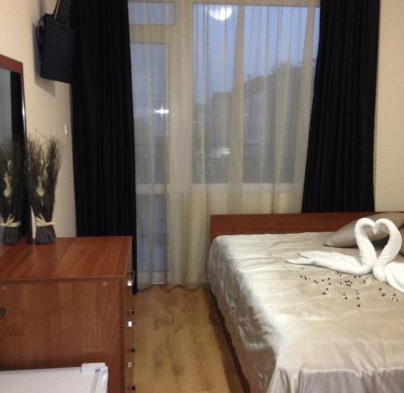 بنسيون Guest House Natali