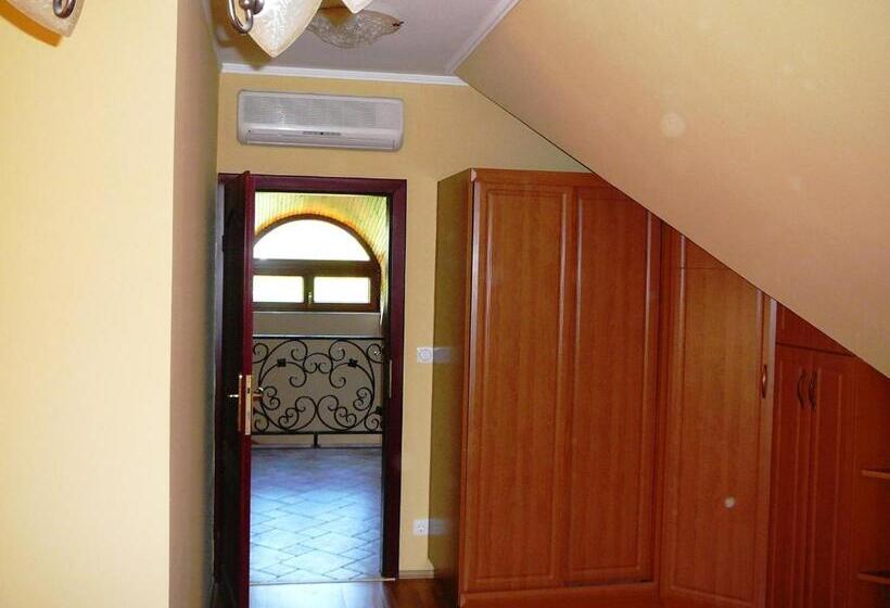 Пансион Nyugalom Szigete Vendégház Szigliget