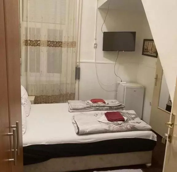 پانسیون Sobe Sa Sopstvenim Kupatilom Private Rooms Bathroom In Center