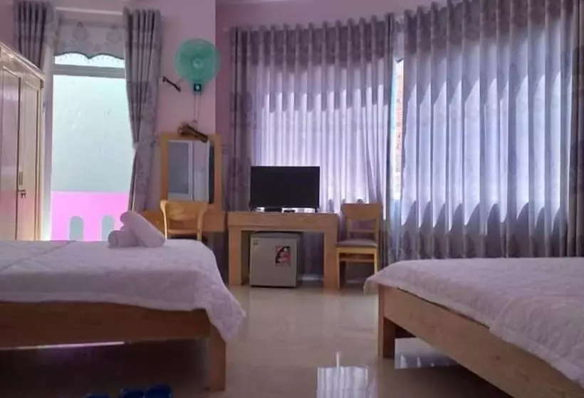 هتل Khách Sạn Biển Ngọc Lý Sơn