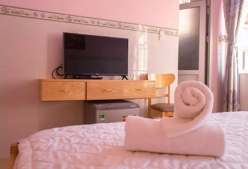هتل Khách Sạn Biển Ngọc Lý Sơn