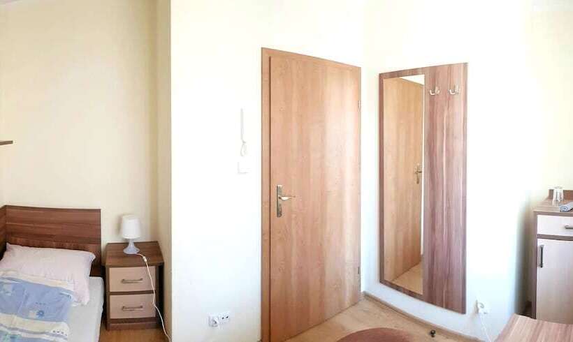 בית מלון כפרי Rentumi Hostel świnoujście