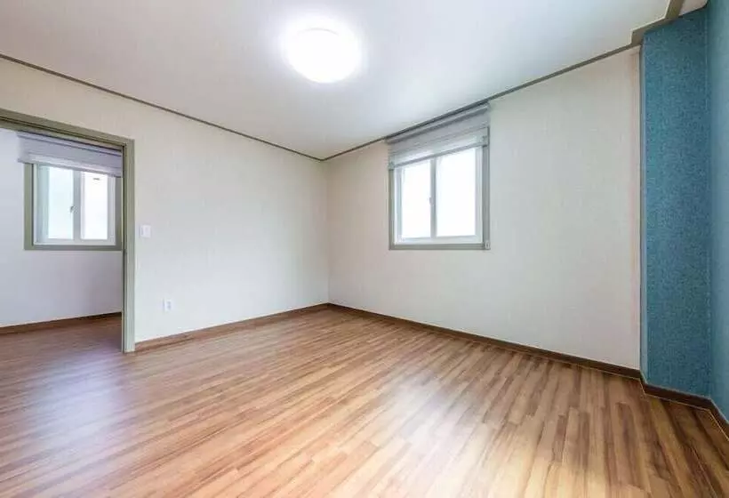 Hotelli Serence Pension