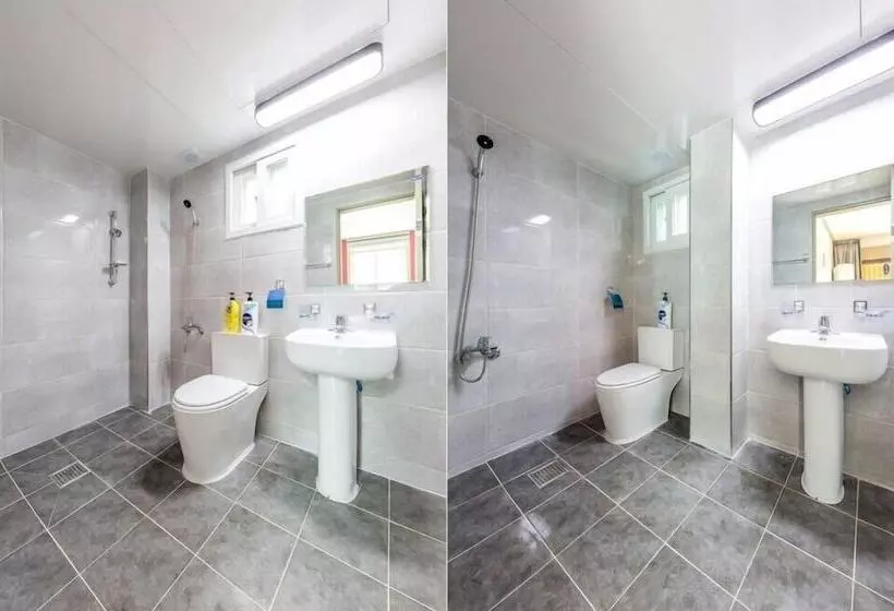 Hotelli Serence Pension