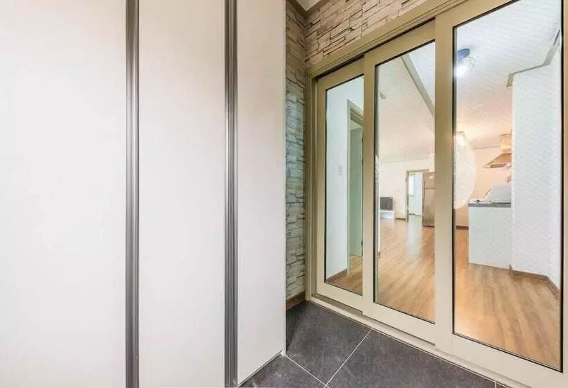 Hotelli Serence Pension