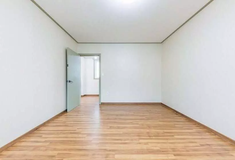 Hotelli Serence Pension