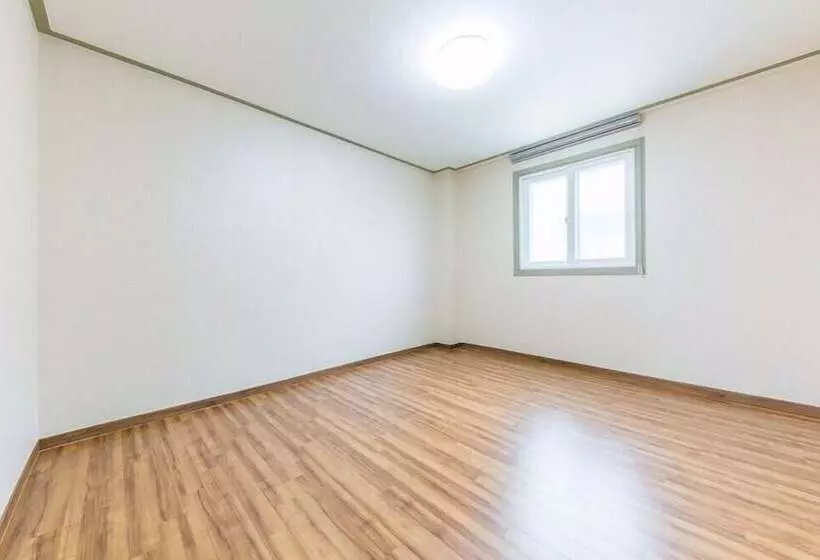 Hotelli Serence Pension