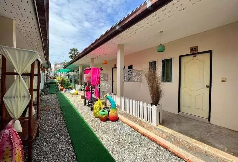 Hotelli Aiem Sa Ard At Kohlarn