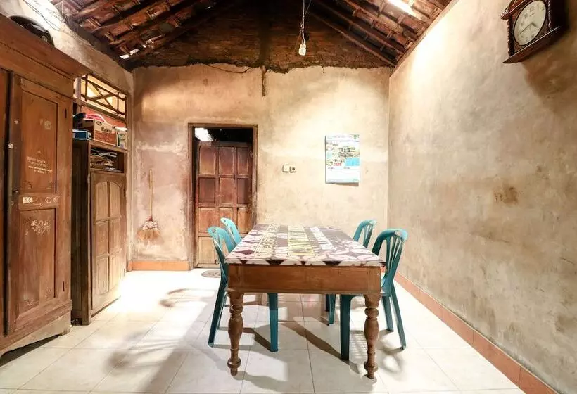 هتل Kasmiyem Homestay