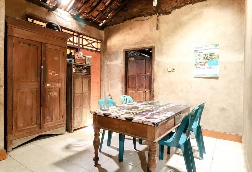 هتل Kasmiyem Homestay