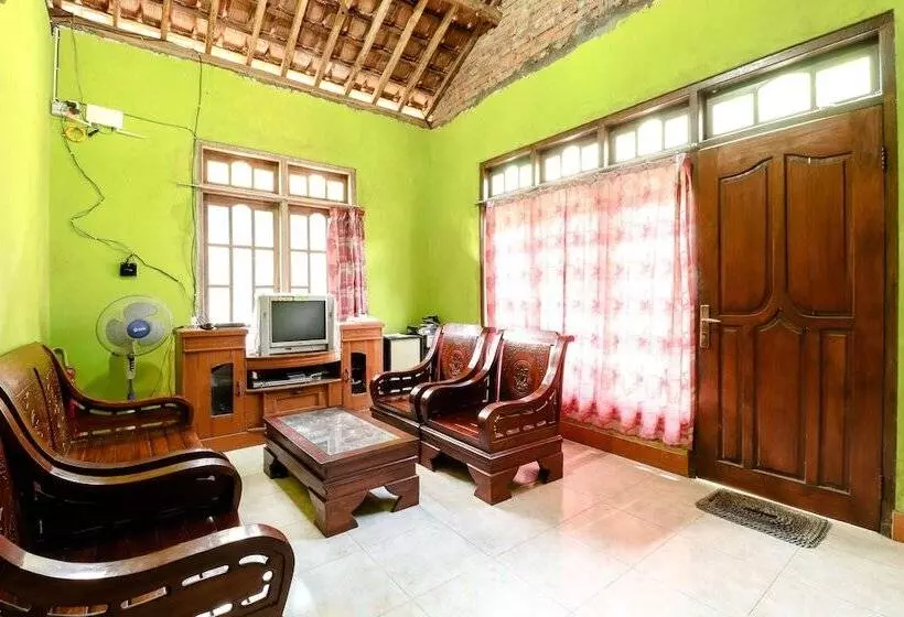 هتل Kasmiyem Homestay