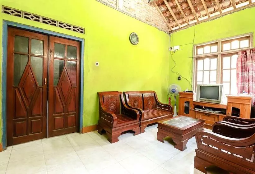 هتل Kasmiyem Homestay