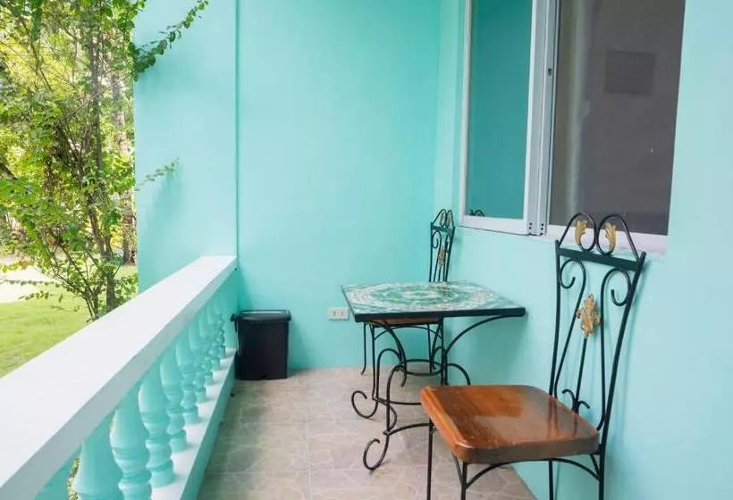 Hotelli Shorebreak Boracay Resort