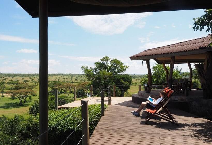 هتل Basecamp Eagle View