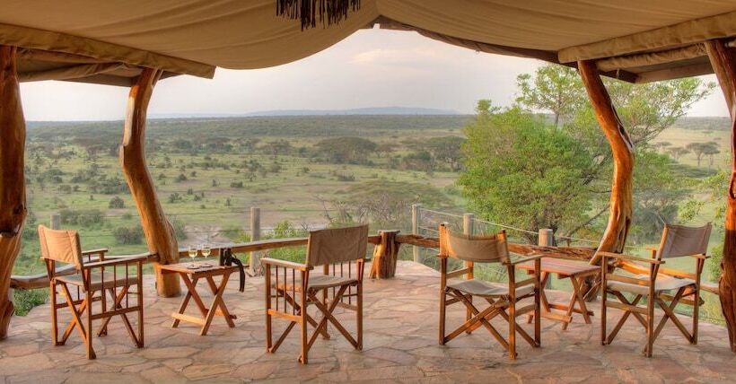 هتل Basecamp Eagle View