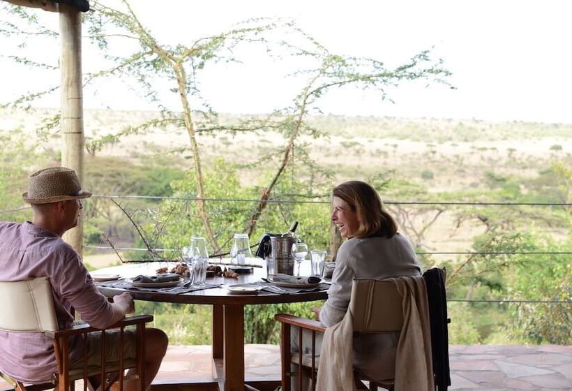 هتل Basecamp Eagle View