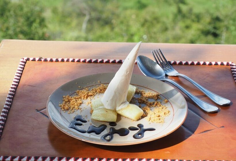 هتل Basecamp Eagle View