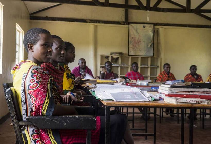 هتل Basecamp Eagle View