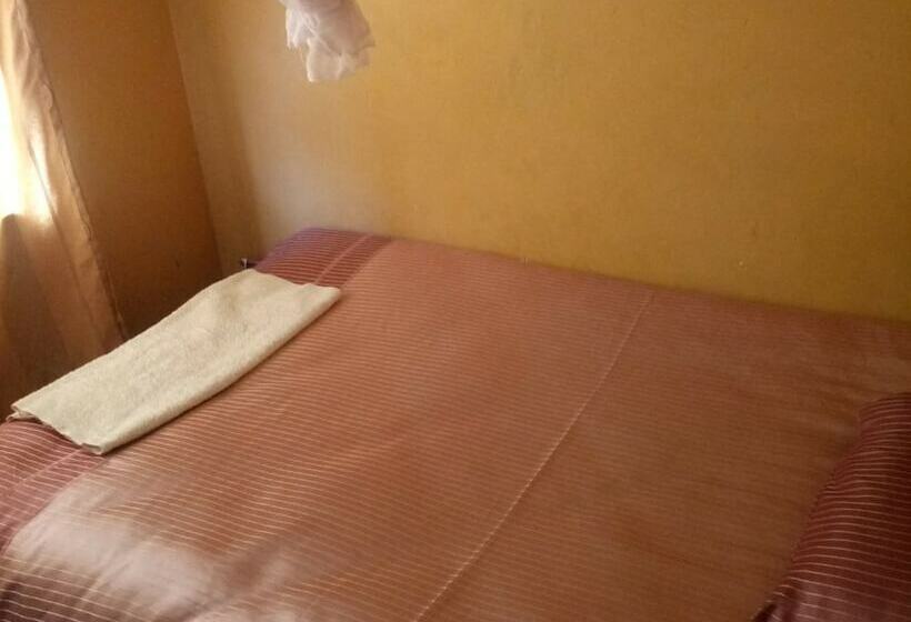 هتل Kaka Guest House