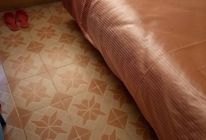 هتل Kaka Guest House