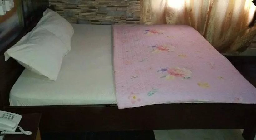 Hotelli Mother S Royal