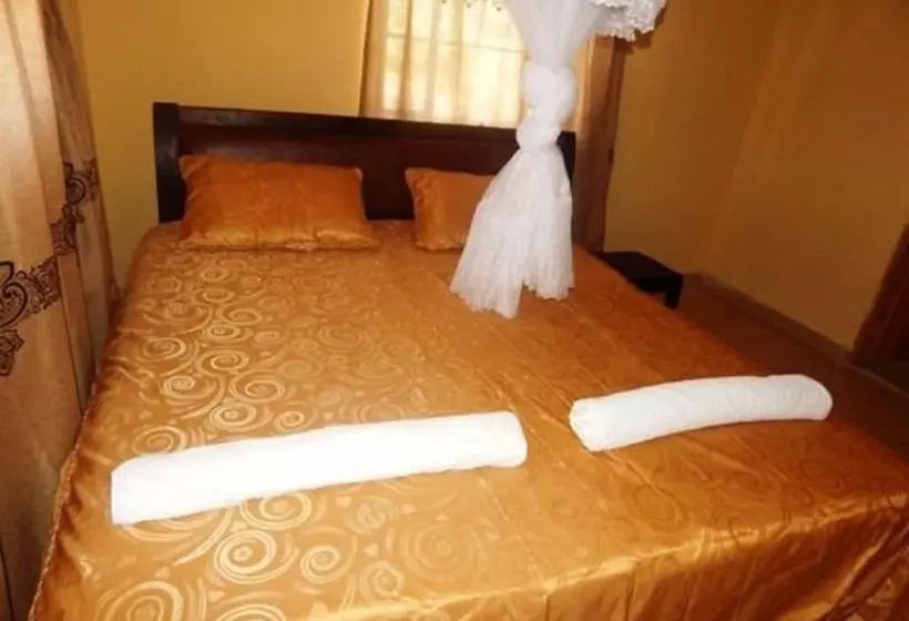 هتل Nalepomara Lodge