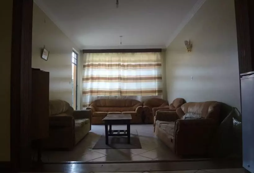 هتل Terminal Homestay
