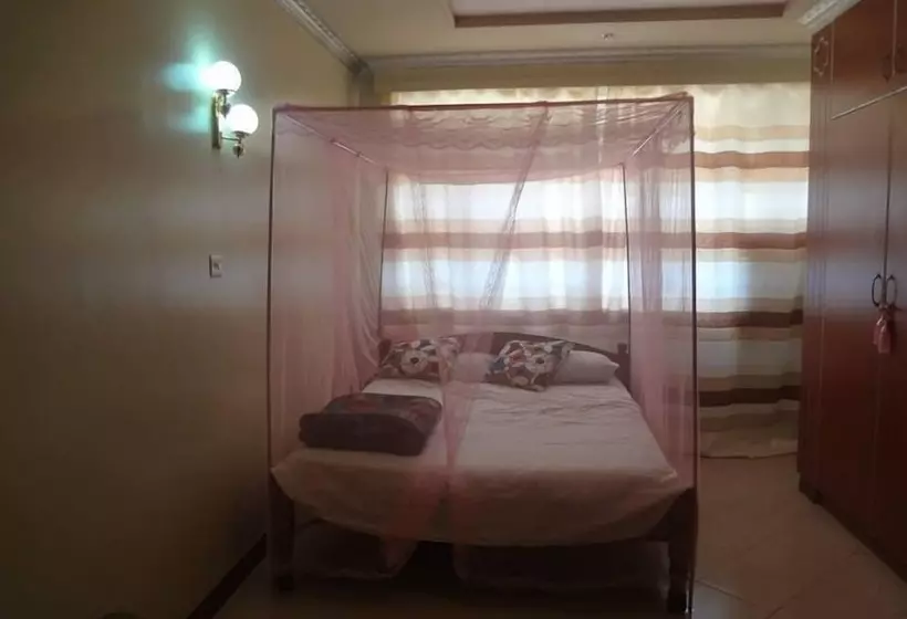 هتل Terminal Homestay