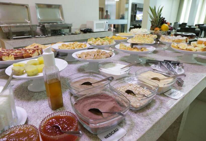 Dallas Hotel Premium