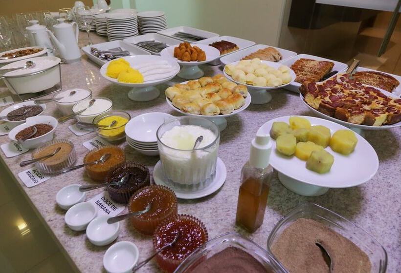 Dallas Hotel Premium