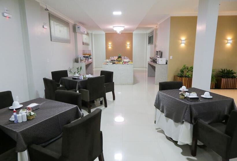 Dallas Hotel Premium