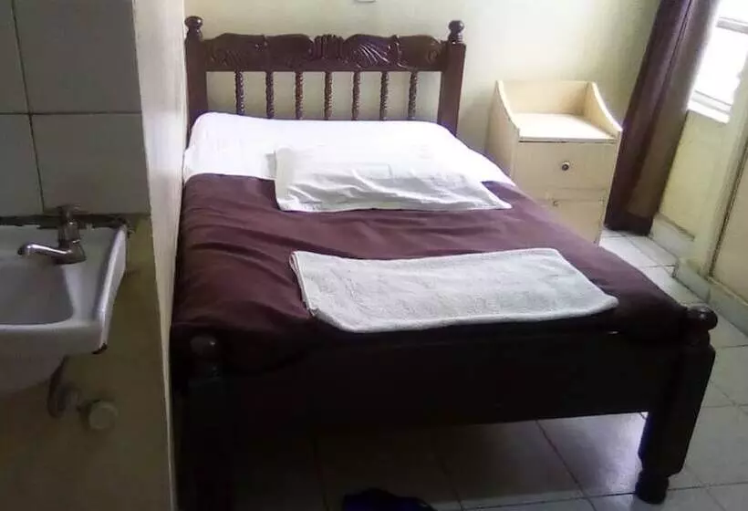 هتل Pekers Lodge