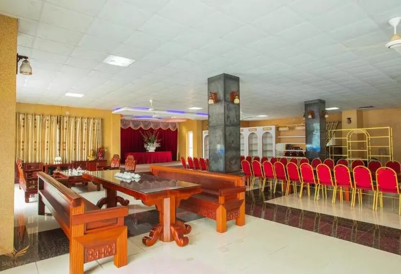 Sao Việt Hotel Vinh