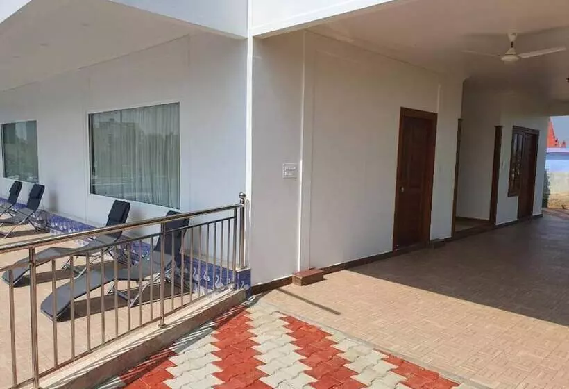 Hotelli Thai Beach Resort