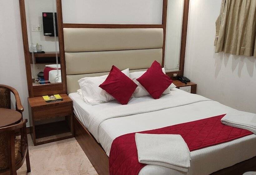 בית מלון כפרי Thai Beach Resort