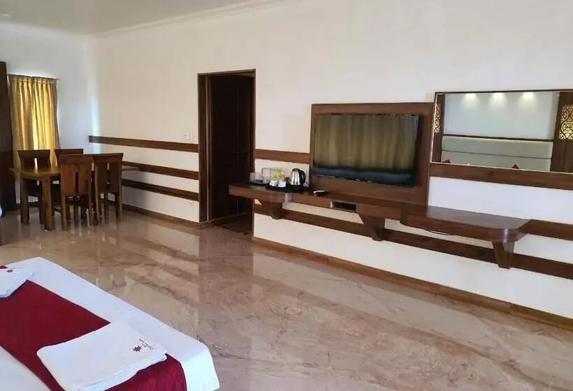 Hotelli Thai Beach Resort