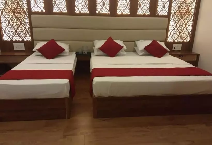 Hotelli Thai Beach Resort